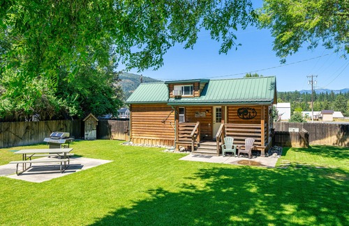 Northport Cabin | Grandma Jo’s