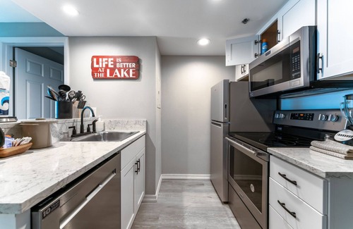 Chelan Condo | GrandView 105 - Luxury Waterfront Condo
