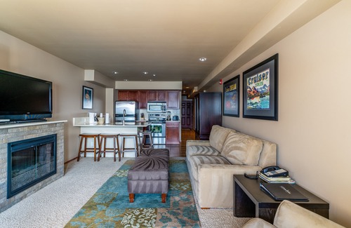 Chelan Condo | Grandview 522 Waterfront condo on Lake Chelan