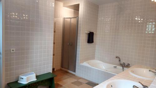 Eprave House | Grange de Ninie