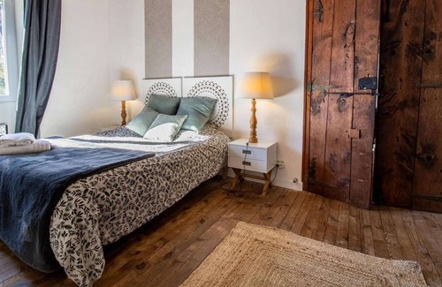Guchen House | ★ GRANGE DU LAVEDAN ★ PISCINE ★ CHEMINÉE ★ VUE IMPRENABLE ★