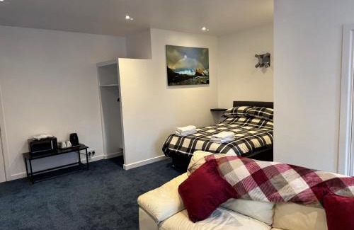 Cullen Hotel | Grant Arms Hotel