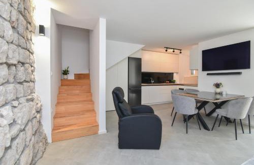 Gruz Apartment | Gravosa Stone House