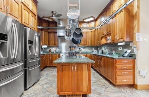 Shepherdstown Other | Graycliff Retreat:Unforgettable experience at this 11BR Estate;Game Room+Hot tub