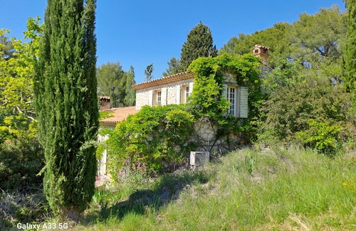 Le Castellet House | Grde Maison , à Flan de Colline , au Calme , Avec vue , à 40 mn de Marseille
