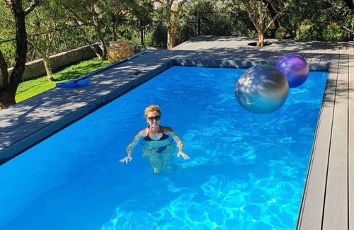 Duce House | Great 4-bedroom villa w heated eco pool