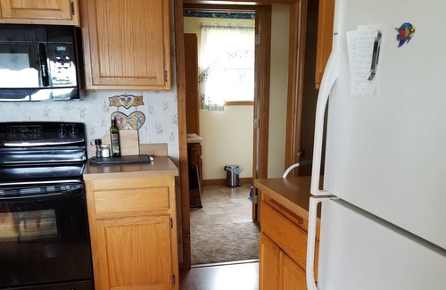 Winter Cabin | Great 4 Season Family Getaway! Quiet, yet full of Fun!