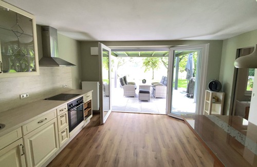 Ueberlingen Apartment | Great apartment with large covered terrace