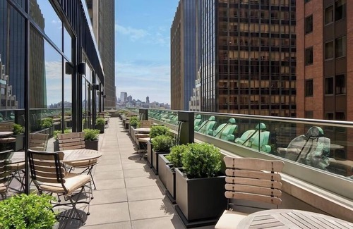 Financial District Apartment | Great Condo in Luxury Wall St. Building