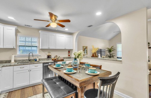 Garden City House | Great Downtown 4BR | 8 Beds + Foosball Fun