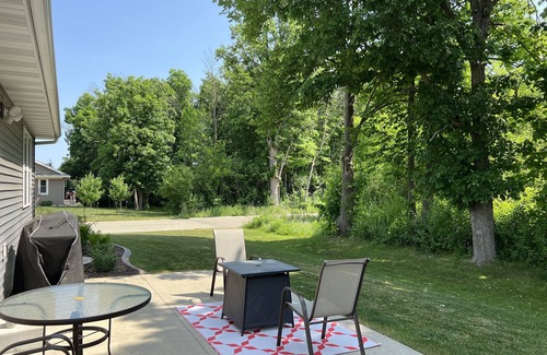 Neenah House | Great EAA option! 20 minutes from Oshkosh.