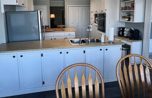 Cross Hill House | Great Escape on Lake Greenwood SC - comfortable lakefront home beautiful sunsets