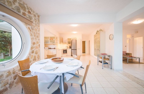 Kato Galatas Villa | Great Family Villa/close to sea, shops and town