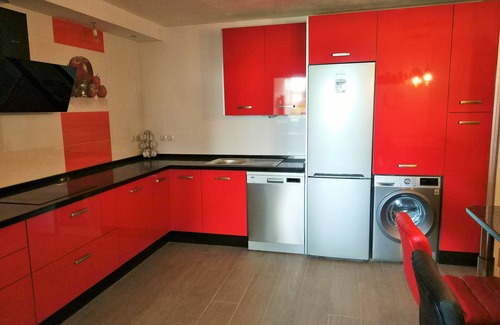 Benalmadena Costa Apartment | Great flat near Puerto Marina, pool & tennis court