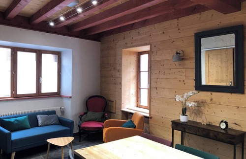 Saint-Pierre-d'Entremont House | Great bear’s cottage