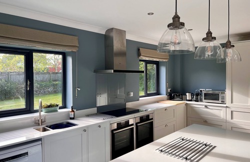 Wadebridge House | Great House nr Polzeath on golf course ideal for families