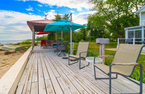La Salle House | Great Lake Erie Getaway with Hot Tub and Private Beach