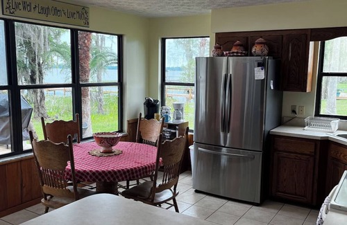 Hampton Apartment | Great Lake House for Water sports & Fishing