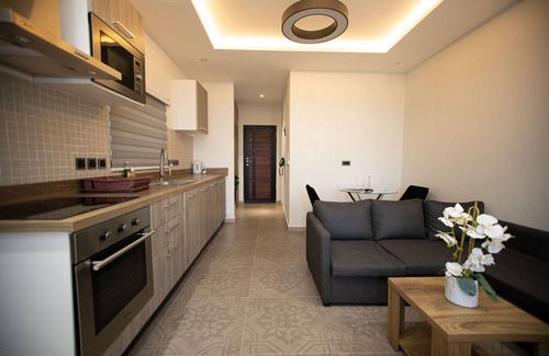 Cantonments Apartment | Great Location,10 minutes drive from Kotoka Int Airport ,Accra 90 usd a night