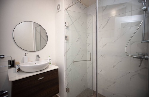 Cantonments Apartment | Great Location,10 minutes drive from Kotoka Int Airport ,Accra 90 usd a night
