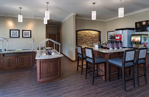 McNeil Apartment | Great location! Air-Conditioned Studio with Outdoor Pool Access, Free Breakfast + More!