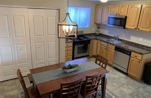 Lakeview House | Great Location! Big space with 3 Masters!