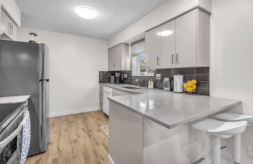 Pemberton Heights House | Great Location in North Vancouver only few minutes to Downtown Vancouvern