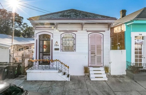 Faubourg Marigny Apartment | Great location in the historic Marigny area