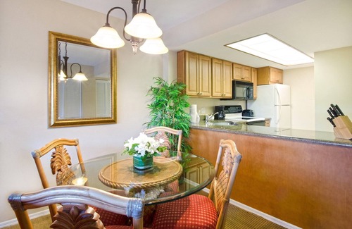 Park Shore Condo | Great Location! Modern Suite with Private Balcony