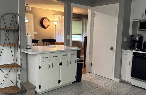 Richfield House | Great Location- Only 5-Min to Mall of America! And, 20-Min to both Mpls & StPaul