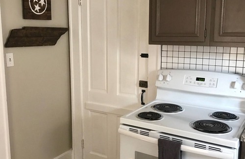 Eastwood House | Great Location! Trendy East Nashville, 2.5 miles to Nissan Stadium and downtown