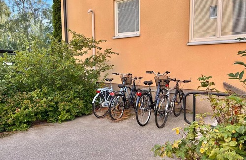 Solna Apartment | Great one bedroom flat close to the city.