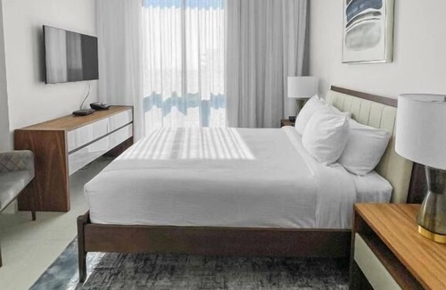 Doral Hotel | Great Relaxing Overnight Stay! Golf View, Pets Allowed, Onsite Swimming Pool