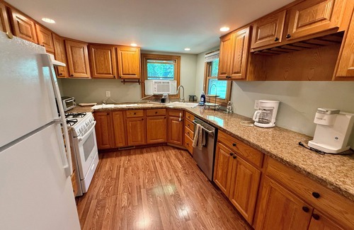 Northville Cabin | Great Sacandaga Lake 4 Season Cabin - Leaf Peeping Availability!