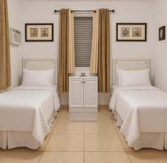 Sabana Grande House | GREAT SAVANNAH Hospedaje