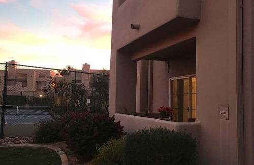 Central Scottsdale Condo | Great Scottsdale Location - Pool, Wifi, Fully furnished & more