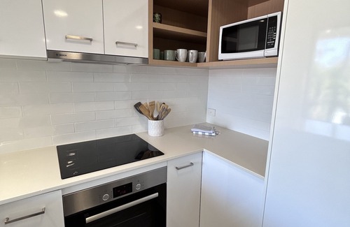 Manly Apartment | Great size close to the action