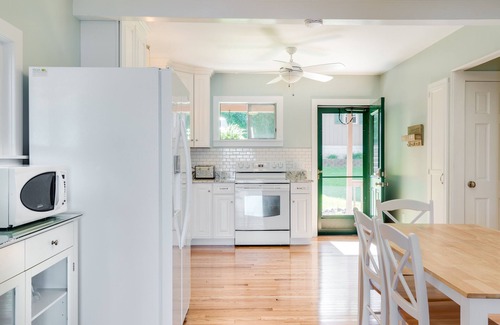 Town of Owasco Cottage | Great Summer Rental on Finger Lakes Wine Trail: Owasco East Side Lakefront