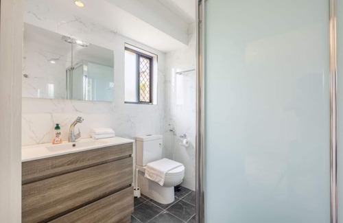 Kuraby Apartment | Great value! Clean & Comfort 1-Bedroom home@Kuraby
