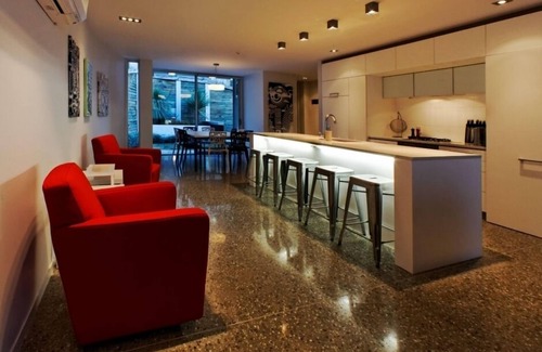 Queenstown City Centre House | Great Value in Queenstown Town Sleeps 10