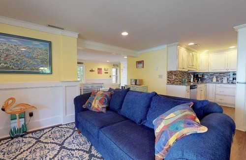 Huddleston House | GREAT VIEW OF MITCHELL'S POINT MARINA'S INDEPENDENCE DAY FIREWORKS! 3 Bedrooms, 1 Flex Room, 2½ Bat