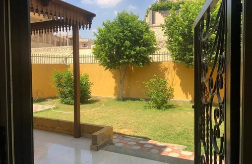 Ash-Shruq Villa | Great Villa behind The British University in Egypt.