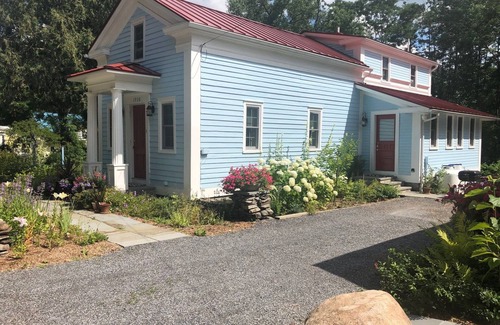 Fultonham House | Greek Revival cottage