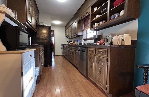 Good Hope Other | Green Acre Home is at it’s best now that green is everywhere! Welcome!