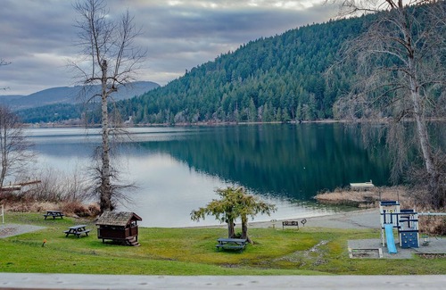 Fernwood Cabin | Green Acres Lakeside Resort