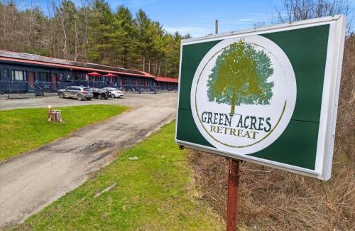 Hancock Hotel | Green Acres Retreat