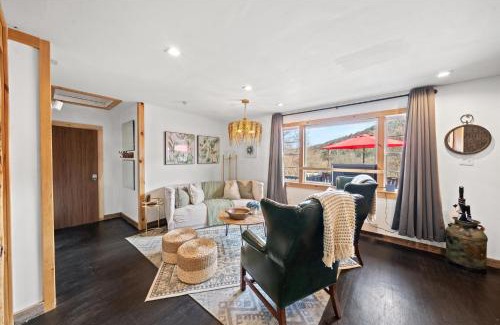 Hancock Hotel | Green Acres Retreat