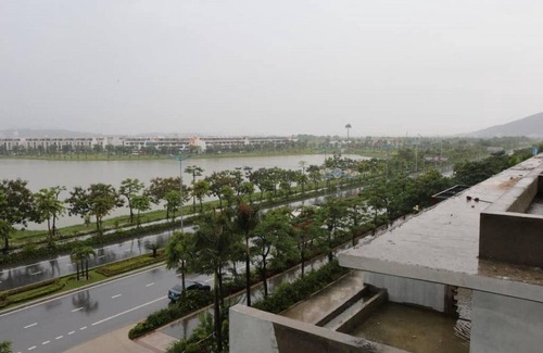 Ha Long Apartment | Green Bay Luxury-2Bdr-Pool-Vegy balcony + Wax Museum ticket