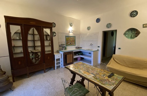 Battipaglia Apartment | Green Countryside Apartment