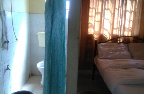 Bondo Hotel | Green Court Hotel